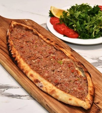 Kıymalı pide